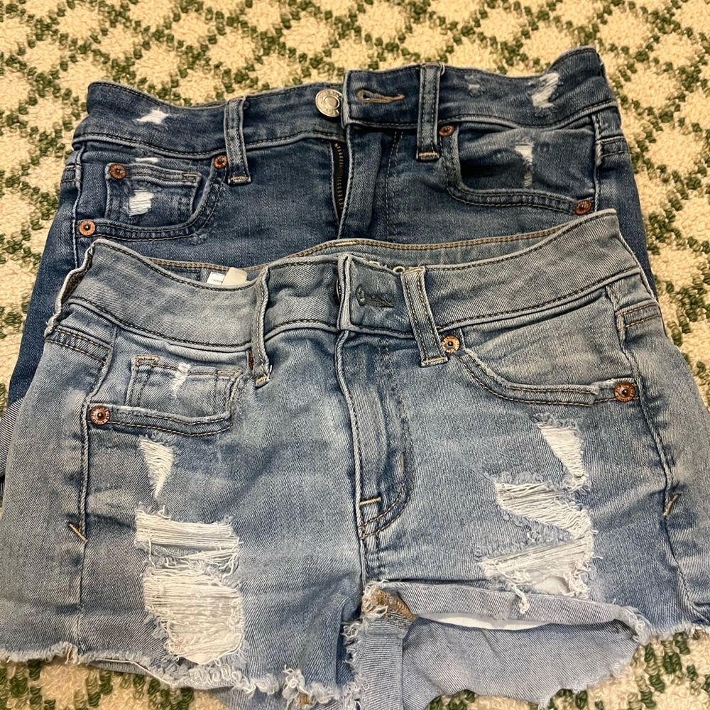 2 pairs of American Eagle jean shorts, size 00
